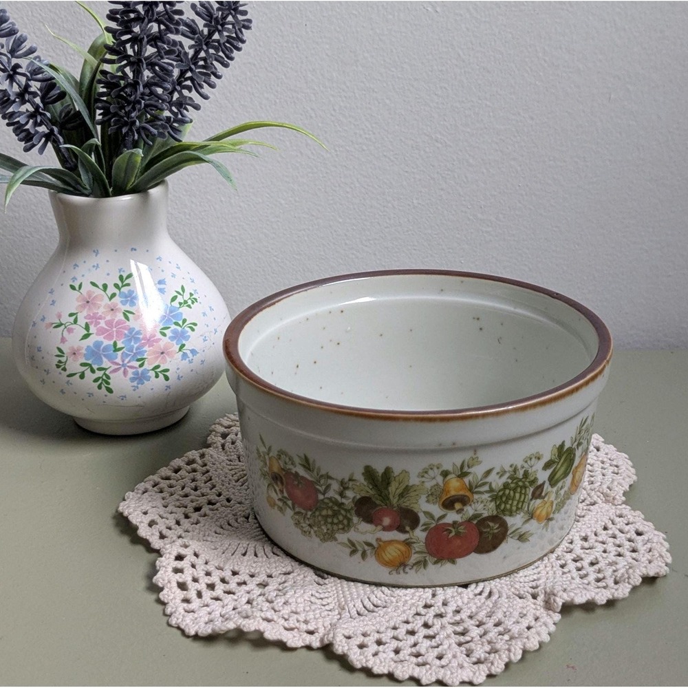 Vintage Vegetable Pattern Casserole Dish Round Kitchen Bowl Farmhouse Decor